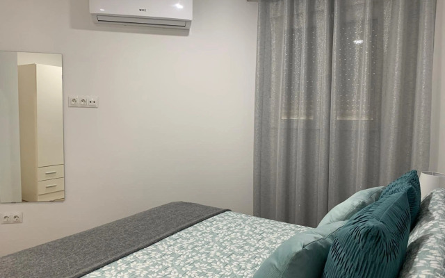 A Estrenar Preciosa Suite-Céntrico-Con Jardín y Porche