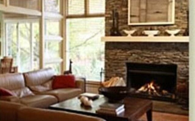 Minaret Lodge Luxury Bed & Breakfast