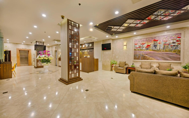 Sun River Hotel