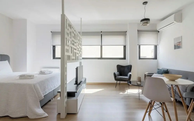 Leochares Lifestyle Apartments