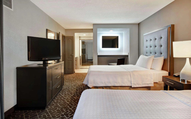 Homewood Suites by Hilton Edgewater