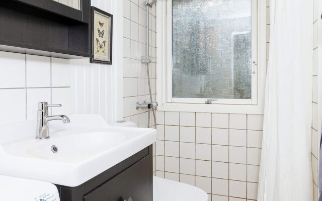6 Person Holiday Home in Hals