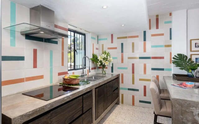 Cuale Condo Retreats