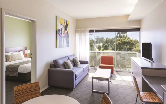 Mantra Hobart Airport