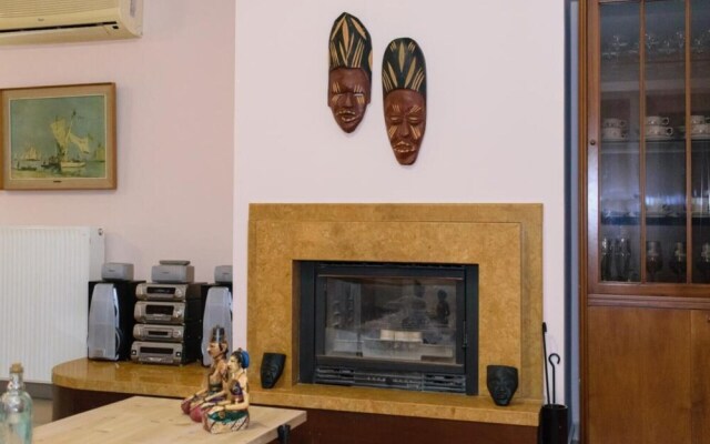 Stunning Comfortable Family House in Chania