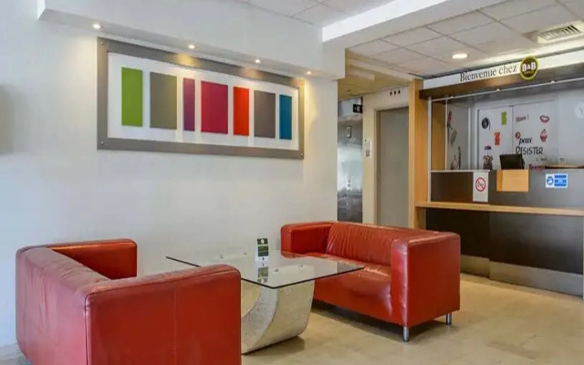 B&B HOTEL Nîmes Ville Active