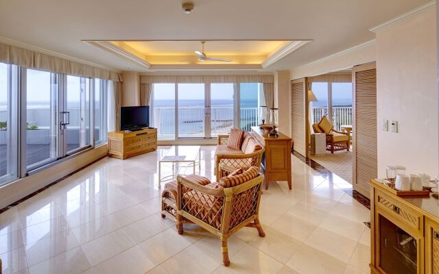 Отель ANA InterContinental Ishigaki Resort, an IHG Hotel