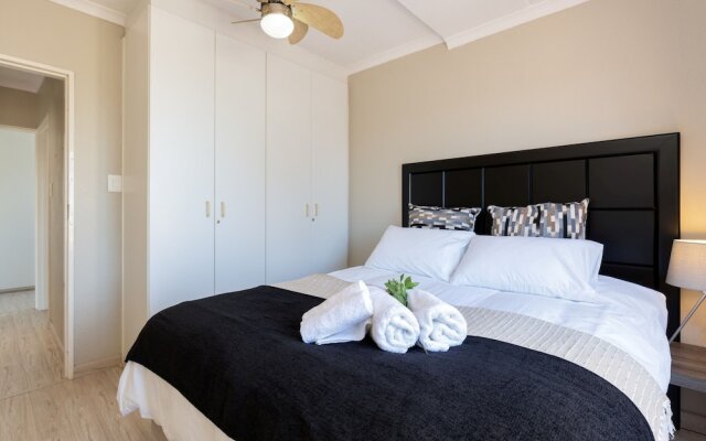 Mont Serrat 58 by CTHA