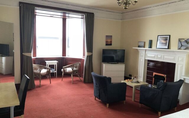 The Bowmore House Bed & Breakfast