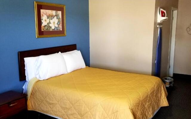 Continental Inn & Suites