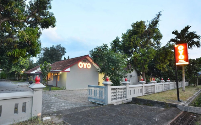 Oyo 743 Garden Guesthouse
