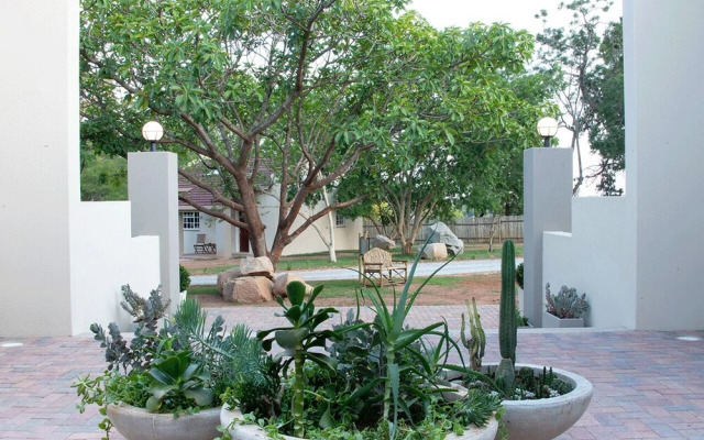 Monkey Thorn Guest Lodge