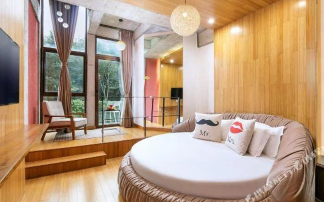 Zhujiuju Hostel