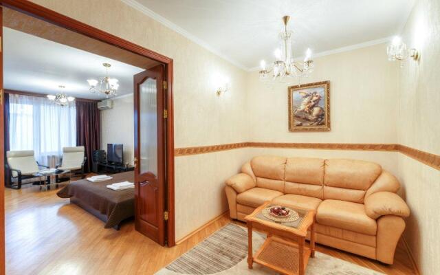 Miracle Apartments on Smolensky Boulevard