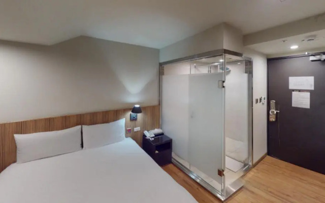 Smile Inn - Taipei Main Station