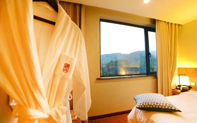 Hangzhou PuYu Travelling with Hotel