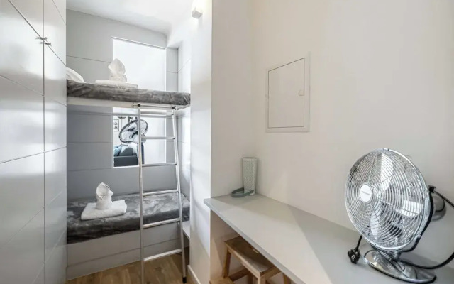 Charming Appt - 1bd/4p- sea View - Antibes Centre
