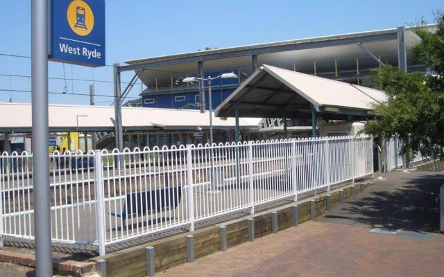 AMG Motel and Serviced Apartments