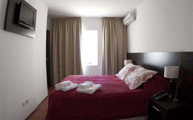 Nunez Suites