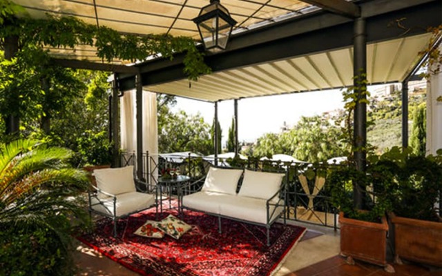 Villa Euchelia Resort
