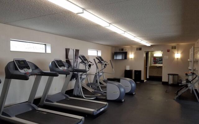 Radisson Hotel Detroit-Farmington Hills