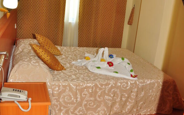 Cinar Garden Apart Hotel