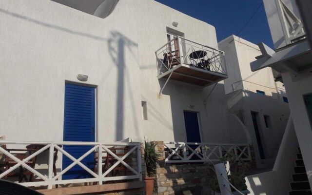 Aphrodite Hotel & Apartments