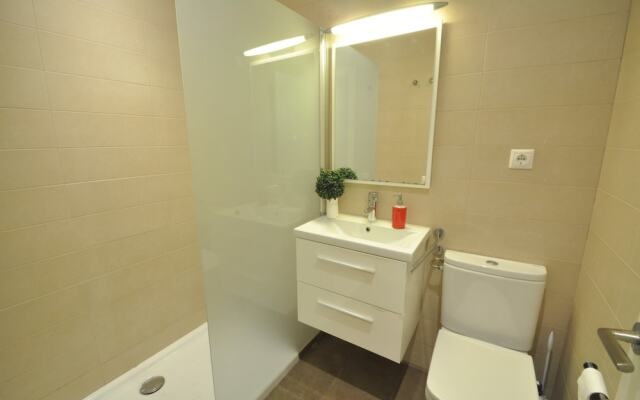 Benet Apartment