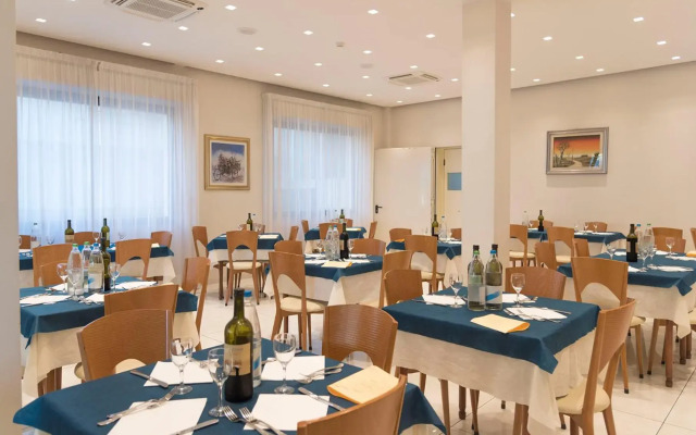 Hotel Astra
