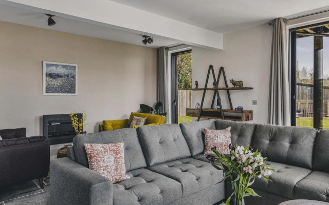 Heron House - Luxury Grand Designs Eco Home
