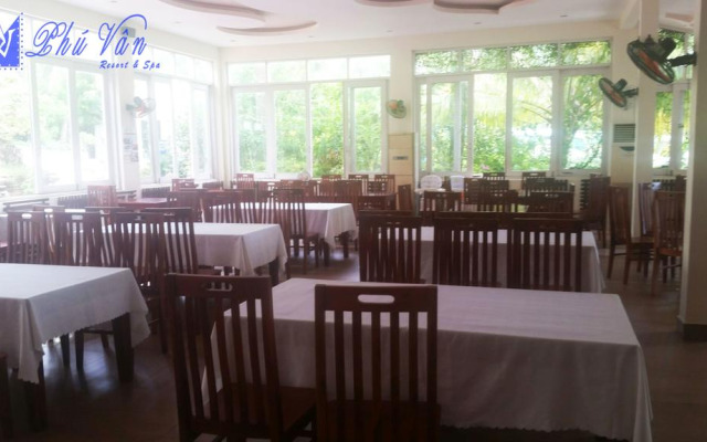 Phu Van Resort & Spa