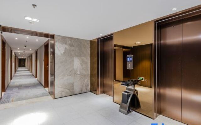 Yitel Collection Nanjing Xinjiekou Metro Station