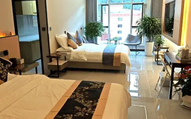 Diebu Cloud Impression Hotel