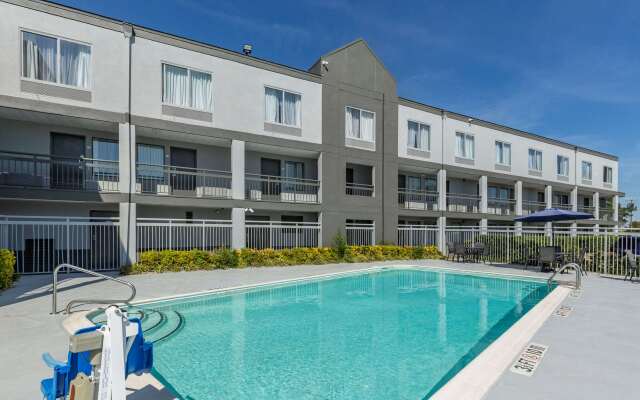 Quality Inn Fayetteville near Fort Bragg