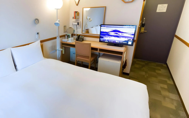 Toyoko Inn Okinawa Naha Shintoshin Omoromachi – Guest Rooms – Naha