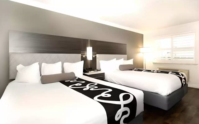 Rodeway Inn San Jose HWY-101 Tully Rd Exit