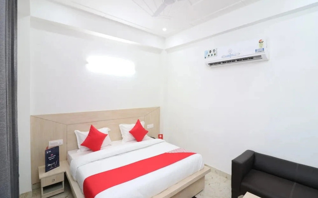 Daffodils Enterprise By Oyo Rooms