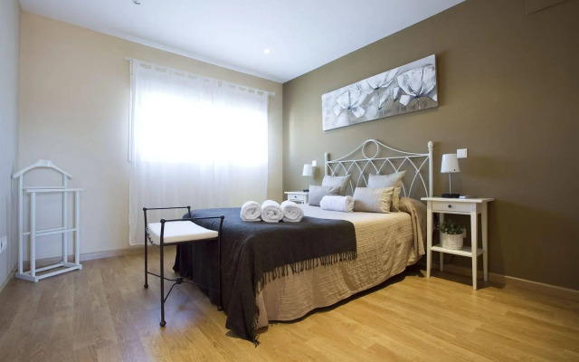 Apartamentos APR Numancia