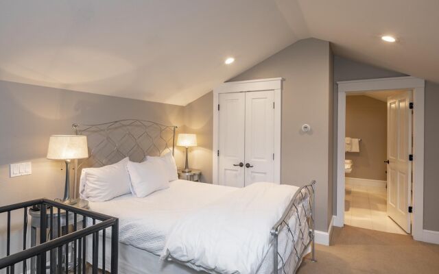 River Club 306 2 Bedroom Condo by Alpine Lodging Telluride