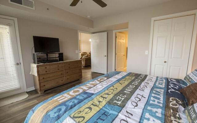 Perfectly On Pointe 3 Bedroom Condo by Redawning