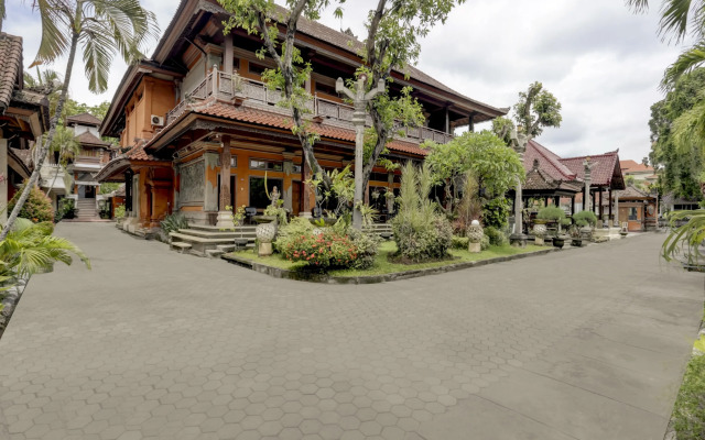 Super OYO 3261 Hotel Ratu