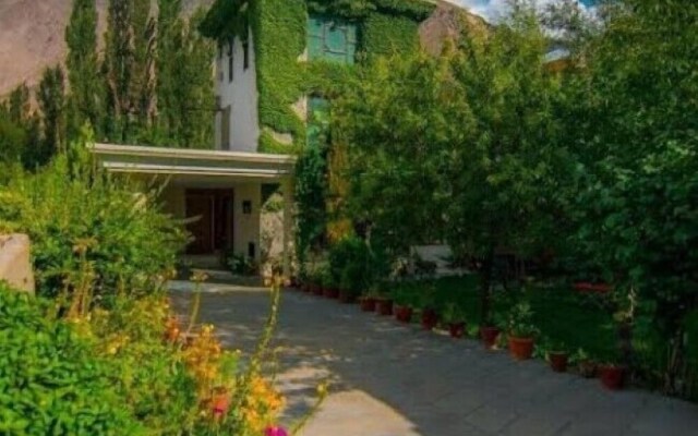 Mountain View Guest House Skardu