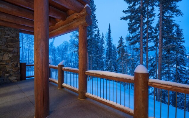 Prospect Falls by Exceptional Stays