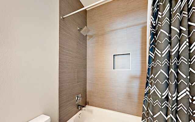 Kulhman Home 3 Bedrooms 2.5 Bathrooms Home