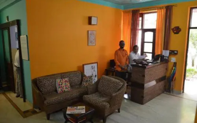 Ganga Vatika Ayurveda Bhavan