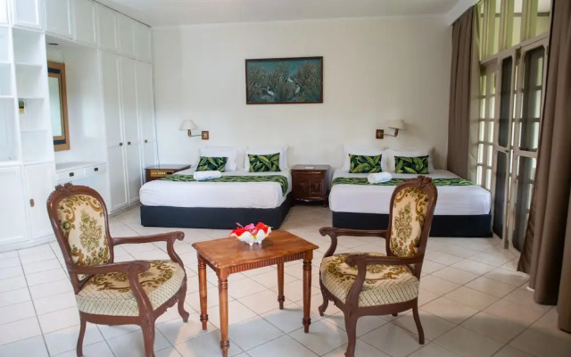 Lagoon Resort