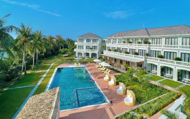 Moodhoian Riverside Resort & Spa