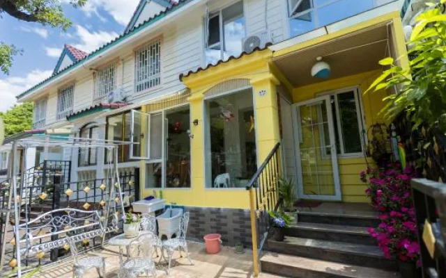 Kunming Mermaid holiday home Inn