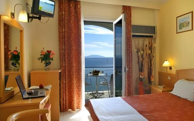 Hotel Tolo