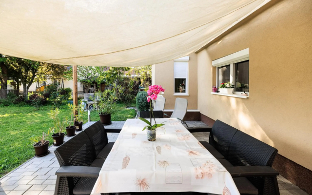 Fekete Orchidea Apartman